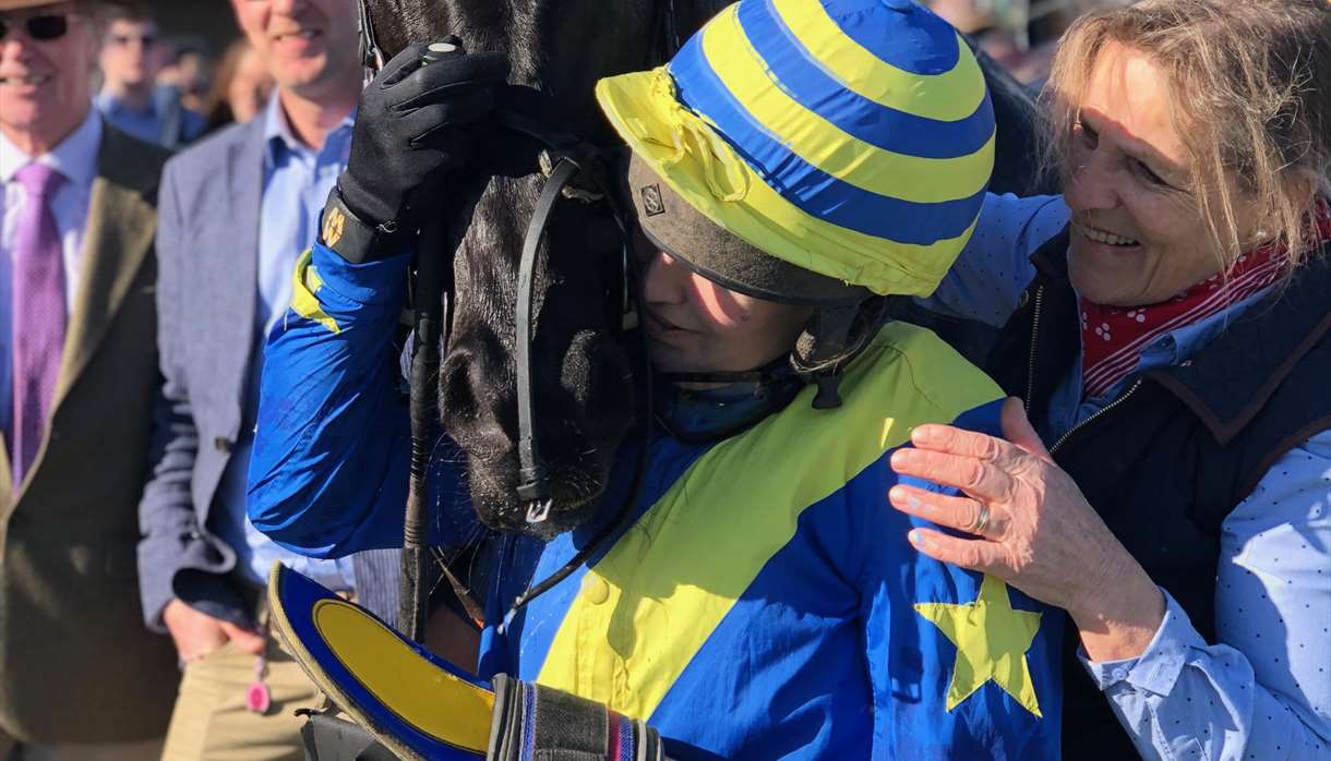 Racing Returns To Exeter Racecourse Sports In Exeter Exeter Visit Exeter