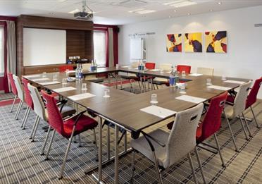 Express by Holiday Inn - conference room