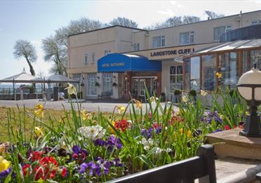 Langstone Cliff Hotel exterior